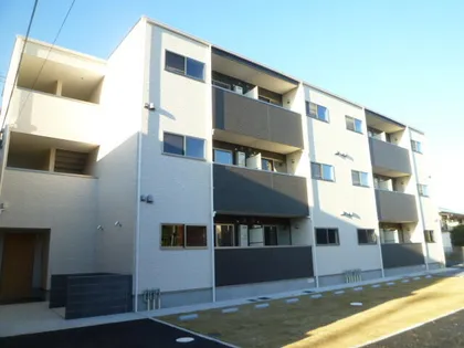 エドモントン【2階】の外観