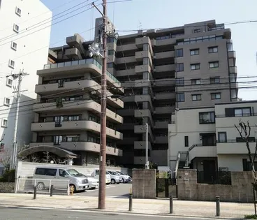 APAガーデンコートザビエルパーク【5階】の外観