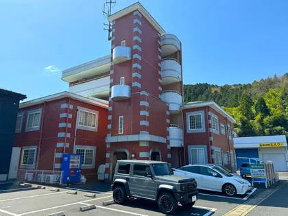 京都府舞鶴市溝尻町【マンション】の外観