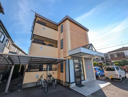 レーク山一【3階】の外観