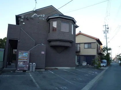 セザンヌ王ヶ崎【2階】の外観