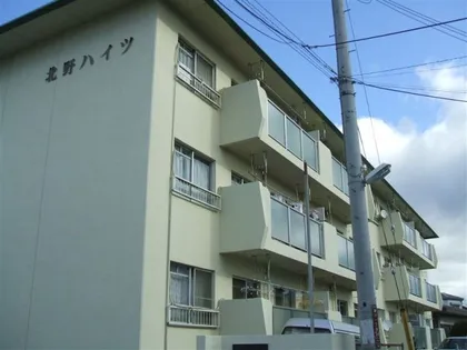 大阪府箕面市瀬川1丁目【マンション】の外観