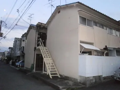 MAYUMIハイツ枚方13番館伊加賀緑町東棟の画像