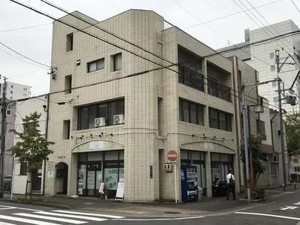 秦野ビル【201号室】の間取り