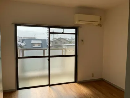 福岡県小郡市寺福童【アパート】の外観