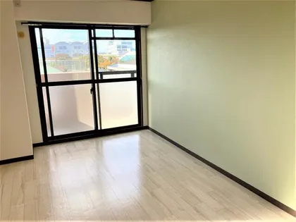 スターキャッスル【4階】の外観