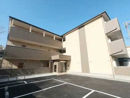 兵庫県神戸市東灘区北青木4丁目【マンション】の外観