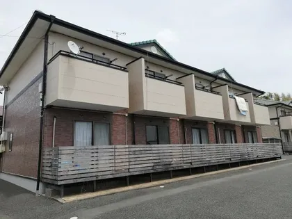 愛知県新城市石田字八幡【テラスハウス】の外観