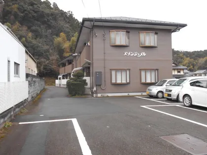 メゾンジュメル【2階】の外観