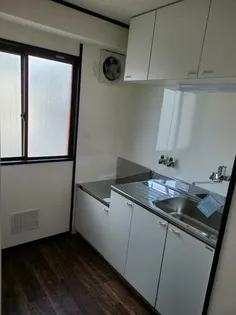 山根ハイツ【3階】のキッチン