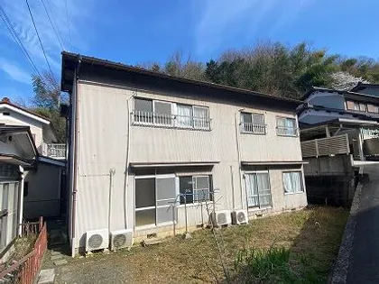 京都府舞鶴市字溝尻【アパート】の外観