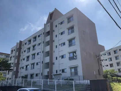 高倉台7ー2団地30号棟の画像