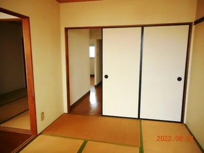 プレジールヒラカワの画像