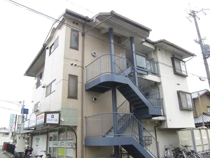 京都府長岡京市井ノ内下印田【アパート】の外観