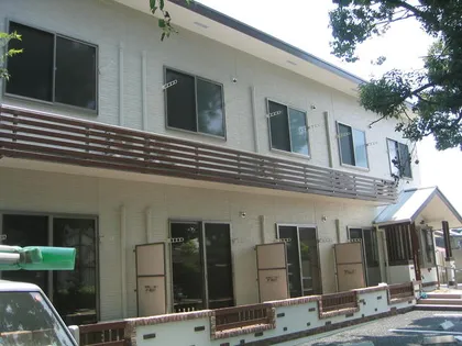 ティンカーベル【2階】の外観