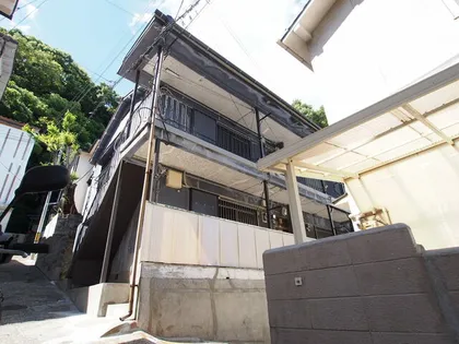 西山町VV EST館【1階】の外観