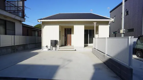 兵庫県赤穂市加里屋中洲2丁目【一戸建】の外観