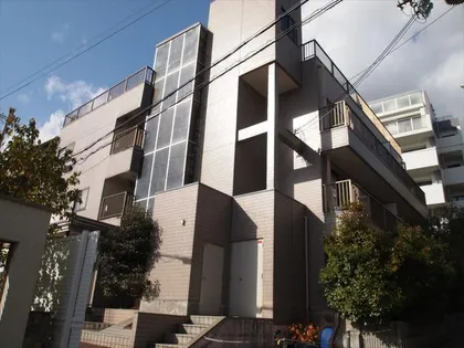 ロイヤルコート山本通【1階】の外観