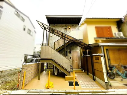 京都府京都市中京区西ノ京上平町【アパート】の外観