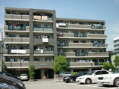 一力グランドマンション【3階】の外観