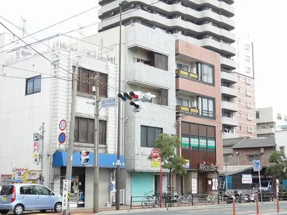 迎ビル【302号室】の外観