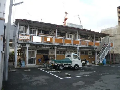 大阪府吹田市垂水町3丁目【アパート】の外観