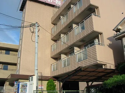 ニューヴィラ舞子【3階】の外観