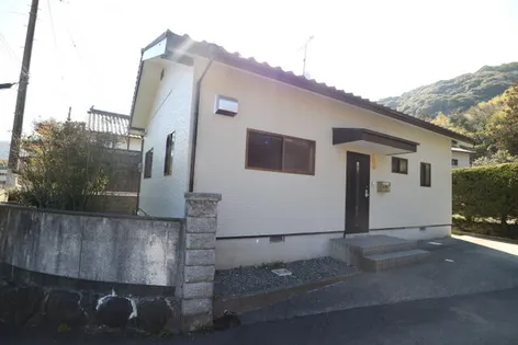 福岡県北九州市小倉南区大字高津尾【一戸建】の外観