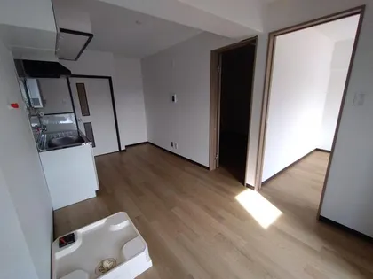 fメゾン吹上【4C号室】の居間