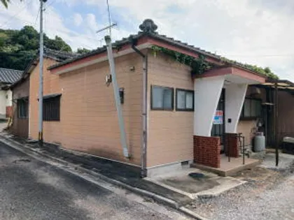 福岡県嘉麻市平【一戸建】の間取り