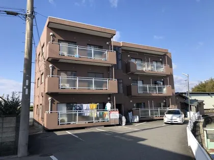 ニューエスコーポB棟の画像