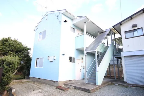 センチュリー山川【2階】の外観