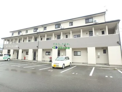 サンライズ上津Ⅱ【2階】の外観