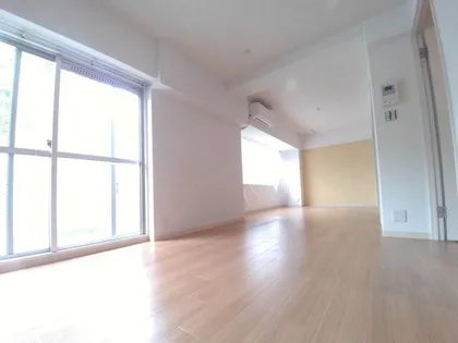 Duke御影(デューク)【5階】の居間