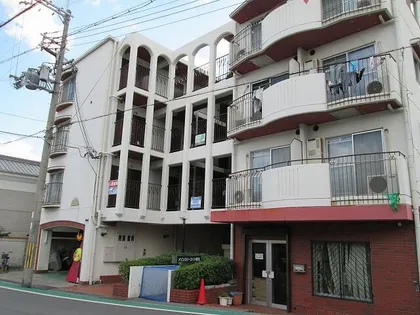 メゾンスリーエイト園田の画像