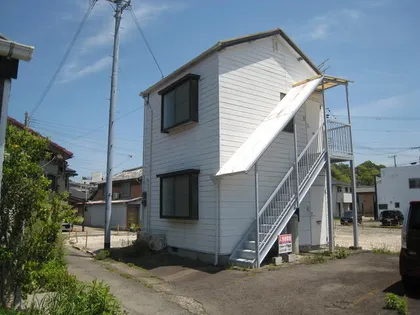 和歌山県海南市船尾【アパート】の外観