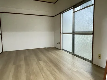 清新ビル【102号室】の外観