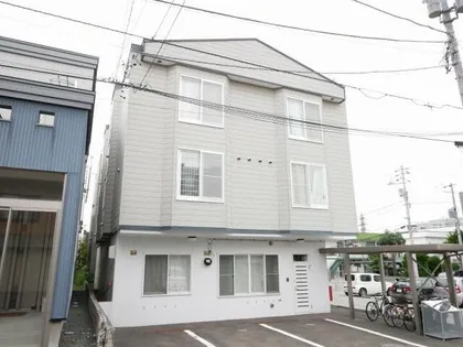 北海道札幌市白石区栄通16丁目【アパート】の外観