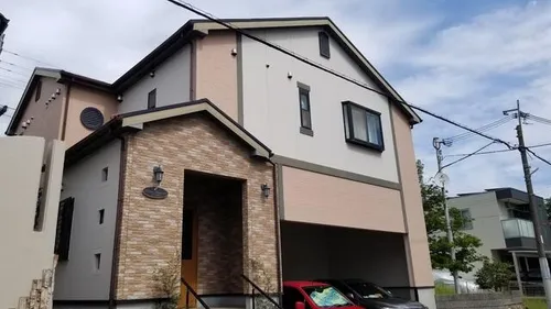 フローラ岡本の画像