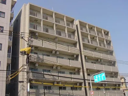 大阪府吹田市穂波町【マンション】の外観