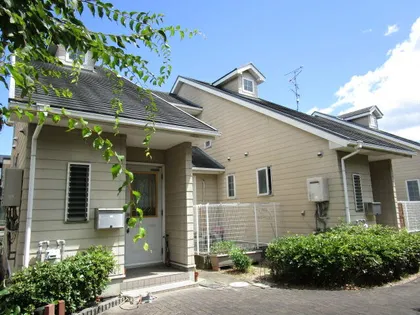 奈良県奈良市朱雀2丁目【テラスハウス】の外観