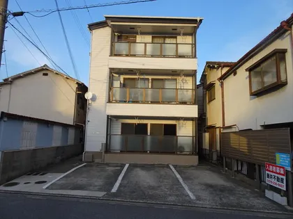 高島ハイツ【1階】の外観