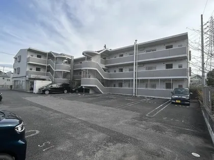 パルク山代【2階】の間取り