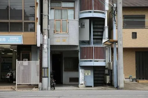 ビューティマンション山高【401号室】の外観