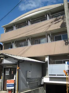 京都府亀岡市荒塚町1丁目【マンション】の外観