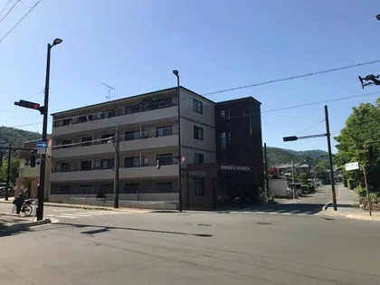 山岡マンションの画像