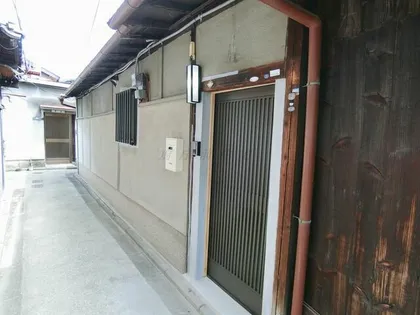 京都府京都市東山区小松町【テラスハウス】の外観