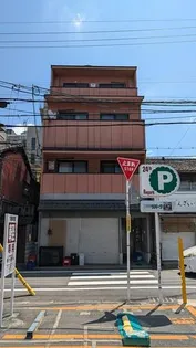 京都府京都市東山区大和大路通四条下る2丁目亀井町【マンション】の外観