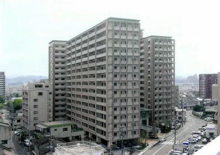 エイルマンション香春口【11階】の外観