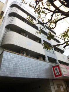 大阪府吹田市東御旅町【マンション】の外観